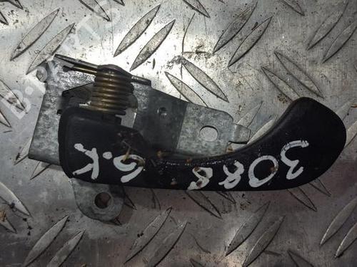 Used Rear left interior door handle Rear left interior door handle MITSUBISHI CARISMA (DA_) 1.8 (DA2A) (116 hp) 35656076 35656076