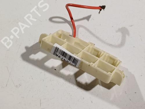 Fuse box AUDI A6 C6 (4F2) 2.4 | BP32571053E1