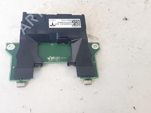 elektronisk-modul-tesla-model-3-5yj3-2017-33105968 main image