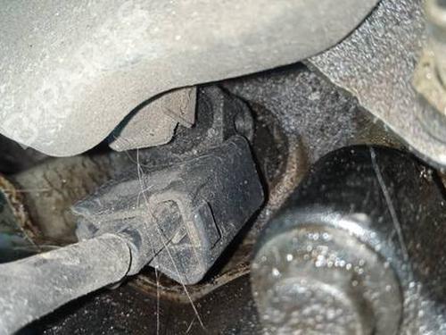 Injection rail HONDA CR-V III (RE_) 2.0 i-VTEC (RE5, RE1) | BP35084360M98 - Image 3