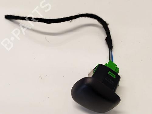 Used Electronic module Electronic module VOLVO V70 II (285) D5 (163 hp) 34744539 34744539