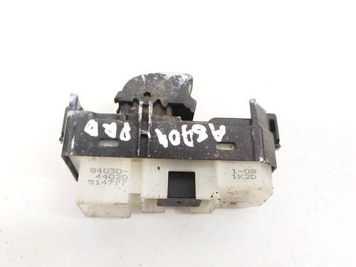 Used Switch Switch TOYOTA AVENSIS VERSO (_M2_) 2.0 D (CLM20_, CLM20R) (116 hp) 32933158 32933158