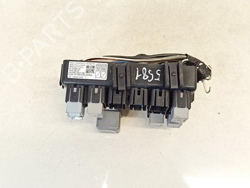 Used Fuse box SUBARU OUTBACK (BL, BP) 2.0 D AWD (BPD) (150 hp) 33060493