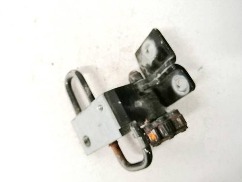 hingedoor-check-strap-vw-passat-b6-3c2-2005-2006-2007-2008-2009-2010-2011-32577057 main image