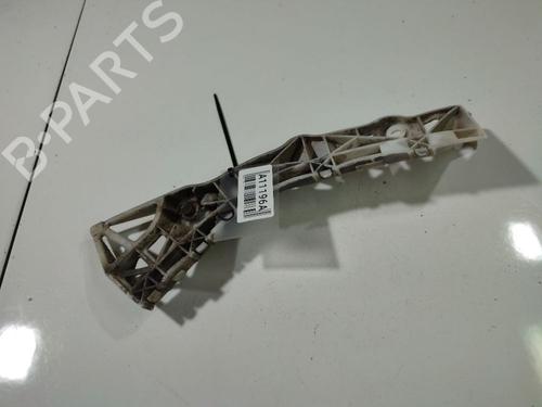 Frontfangerbrakett Frontfangerbrakett MAZDA 3 (BK) 1.6 (BK14) (105 hp) 34807627 34807627