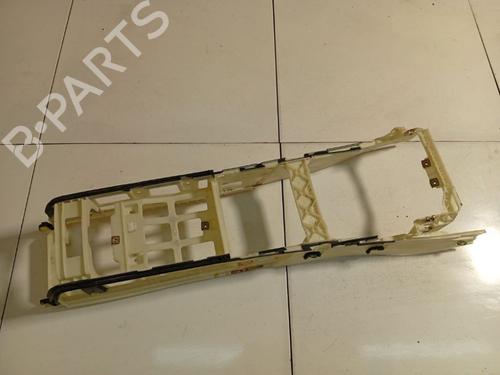 Used Middle console Middle console AUDI A6 C6 (4F2) 2.0 TDI (140 hp) 40028730 40028730