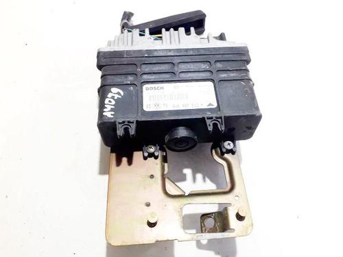Used Engine control unit (ECU) Engine control unit (ECU) VW GOLF III (1H1) 1.8 (90 hp) 33509704 33509704