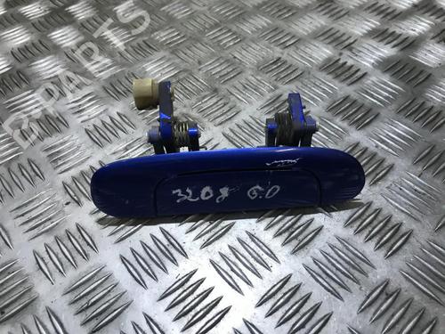 front-right-exterior-door-handle-mazda-323-f-vi-hatchback-bj-1998-1999-2000-2001-2002-2003-2004-35677914 main image