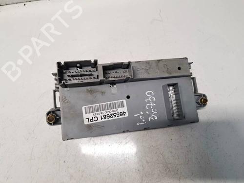 Used Fuse box Fuse box 33492340 33492340