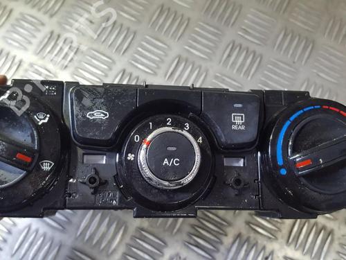 climate-control-hyundai-i20-i-pb-pbt-2008-2009-2010-2011-2012-2013-2014-2015-35676866 main image