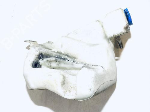 windscreen-washer-tank-audi-a4-b5-8d2-1994-1995-1996-1997-1998-1999-2000-2001-35879017 main image