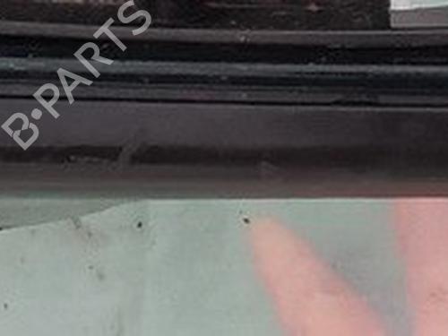 Forreste kofanger spoiler Forreste kofanger spoiler VW PASSAT B3/B4 Variant (3A5, 35I) 1.9 TDI (90 hp) 35566546 35566546