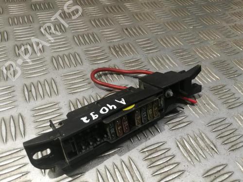Used Fuse box Fuse box AUDI A8 D3 (4E2, 4E8) 4.0 TDI quattro (275 hp) 33504072 33504072