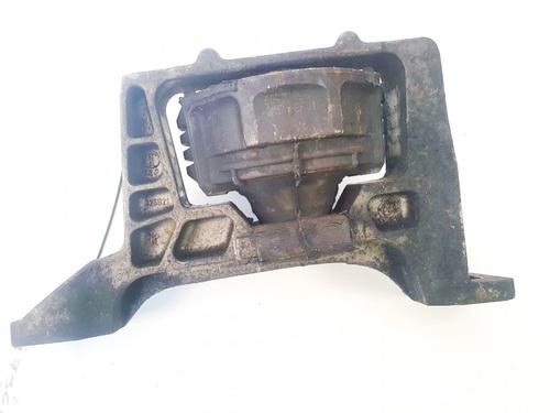Used Engine mount Engine mount FORD FOCUS II (DA_, HCP, DP) 1.6 TDCi (109 hp) 32904383 32904383