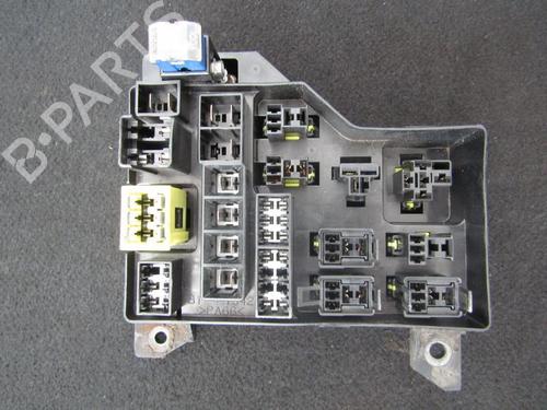 Used Fuse box Fuse box 33485816 33485816
