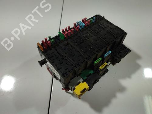 Used Fuse box Fuse box VW TRANSPORTER T4 Van (70A, 70H, 7DA, 7DH) 1.9 TD (68 hp) 32552923 32552923