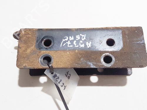 Used Support Support RENAULT RAPID Box Body/MPV (F40_, G40_) 1.9 D (F40R) (54 hp) 33061379 33061379