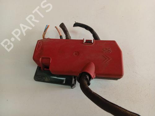 Fuse box CITROËN C5 III (RD_) 2.0 HDi (RDRHD8, RDRHDJ, RDRHR8, RDRHRJ) | BP39643507E1 - Image 4