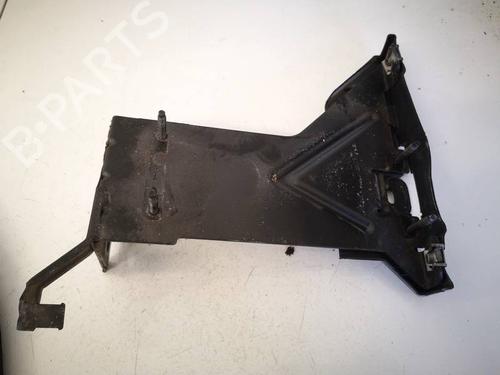 Used Support Support RENAULT SCÉNIC II (JM0/1_) 1.9 dCi (JM0G, JM12, JM1G, JM2C) (120 hp) 33751423 33751423