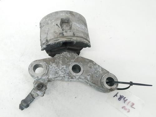 Used Engine mount Engine mount SAAB 9-3 (YS3F, E79, D79, D75) 2.2 TiD (125 hp) 32916217 32916217