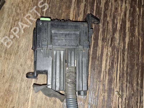 Used Fuse box Fuse box TOYOTA PREVIA II (_R3_) 2.0 D-4D (CLR30_, CLR30R) (116 hp) 40276531 40276531