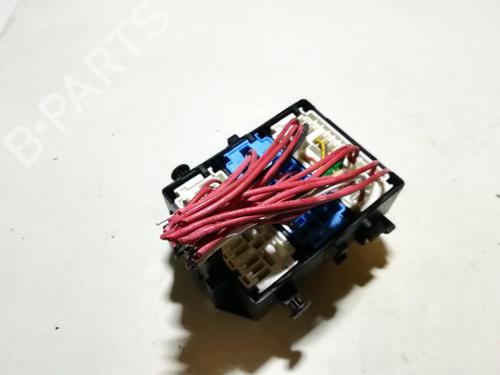 Fuse box RENAULT VEL SATIS (BJ0_) 2.0 16V Turbo (BJ0K) | BP33512830E1 - Image 2