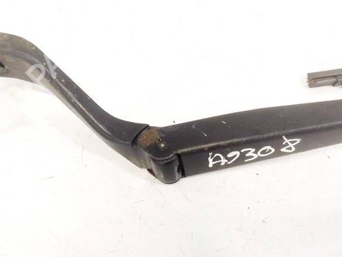 Used Front windshield wiper arm Front windshield wiper arm 32962206 32962206