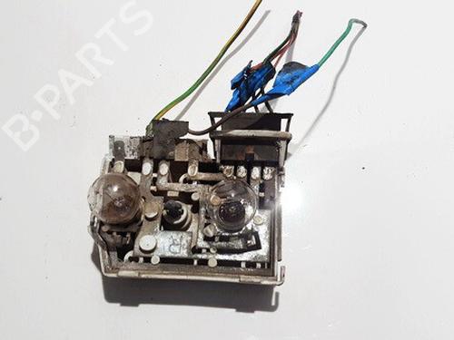 Used Lamp holder Lamp holder AUDI 80 B3 Saloon (893, 894, 8A2) 1.8 (75 hp) 35637432 35637432