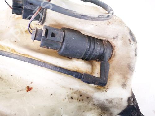 washer-pump-vw-passat-b5-variant-3b5-1997-1998-1999-2000-2001-35586678 main image