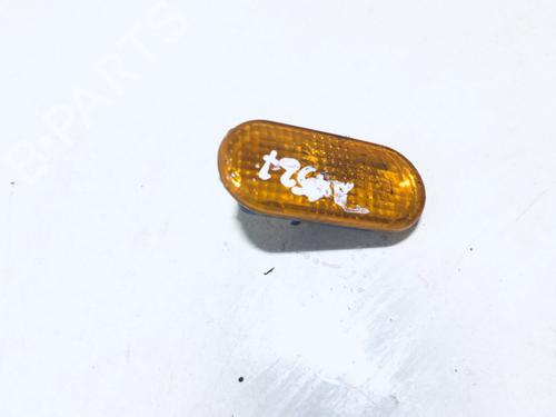 Used Right side indicator Right side indicator VW GOLF IV (1J1) 1.9 TDI (90 hp) 35591350 35591350
