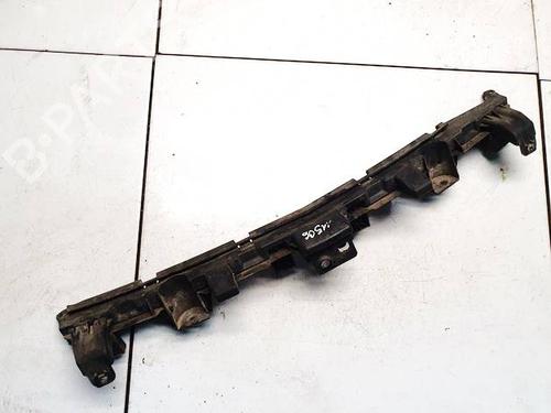 Used Front bumper bracket Front bumper bracket 36828353 36828353