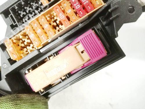 Fuse box AUDI A4 B8 (8K2) 2.0 TDI | BP32585260E1