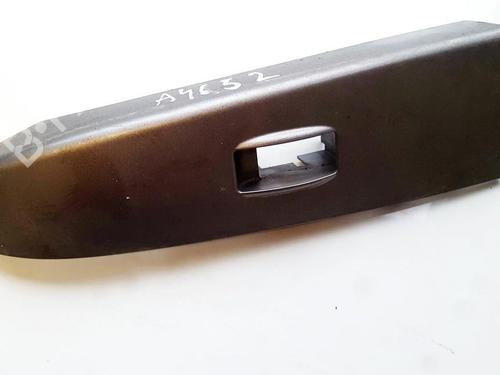 Used Switch Switch TOYOTA PRIUS Liftback (_W2_) 1.5 Hybrid (NHW20_, NHW20R) (112 hp) 33521614 33521614