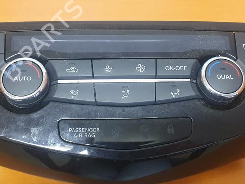 Used Climate control Climate control 35613703 35613703