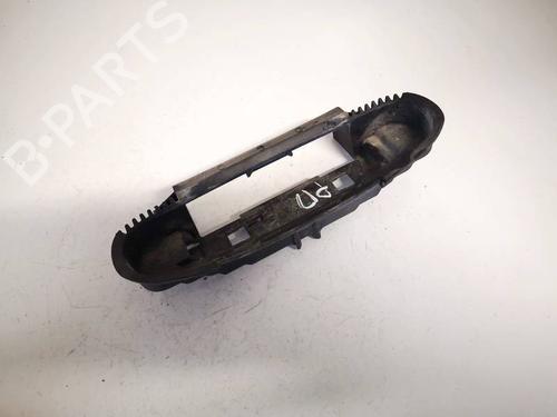 front-right-exterior-door-handle-audi-a4-b6-8e2-2000-2001-2002-2003-2004-2005-34897245 main image