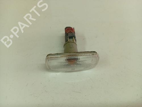 Used Right side indicator Right side indicator 38738804 38738804
