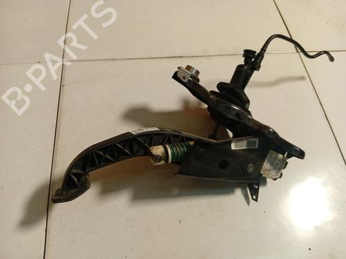 Pedal embrague Pedal embrague FORD MONDEO IV (BA7) 2.0 TDCi (140 hp) 36829162 36829162