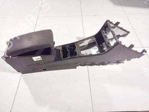 Used Armrest / Center console Armrest / Center console VW PASSAT B6 (3C2) 2.0 FSI (150 hp) 35142234 35142234
