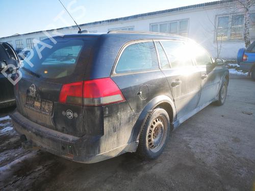 Fuse box OPEL VECTRA C (Z02) 1.9 CDTI (F69) | BP32599257E1