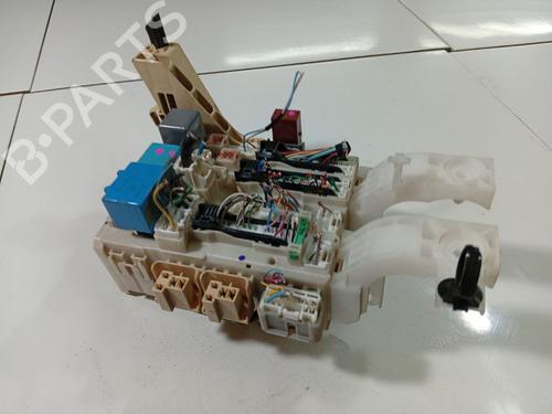 Used Fuse box Fuse box 38320011 38320011