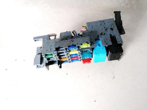Used Fuse box Fuse box MAZDA 6 Hatchback (GG) 2.0 DI (GG14) (143 hp) 33082825 33082825