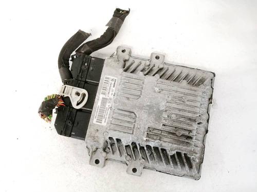 Used Engine control unit (ECU) Engine control unit (ECU) PEUGEOT 607 (9D, 9U) 2.7 HDi 24V (204 hp) 32585778 32585778