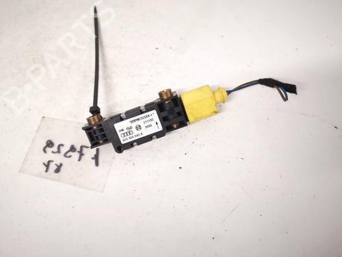 elektronisk-modul-audi-a4-b6-8e2-2000-2001-2002-2003-2004-2005-32902513 main image