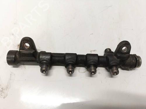 Used Injection rail Injection rail 34840181 34840181