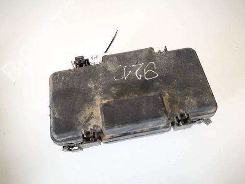 Used Fuse box Fuse box HONDA CR-V II (RD_) 2.0 (RD5) (150 hp) 32955698 32955698