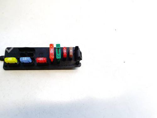 Used Fuse box PEUGEOT 407 (6D_) 2.2 16V (6D3FYH, 6D3FYE) (163 hp) 32615223