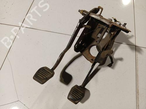 Used Pedal Pedal FORD TRANSIT Bus (FD_ _, FB_ _, FS_ _, FZ_ _, FC_ _) 2.2 TDCi (140 hp) 34903239 34903239