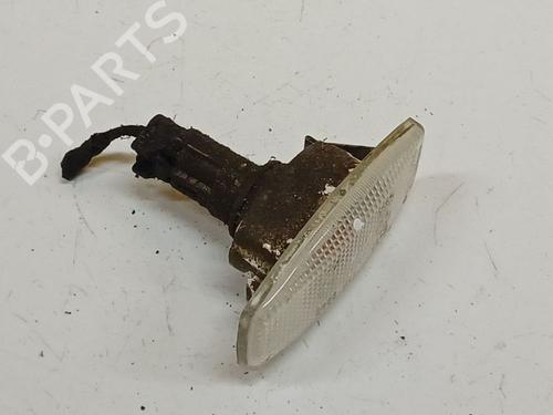 Used Right side indicator Right side indicator 38973941 38973941