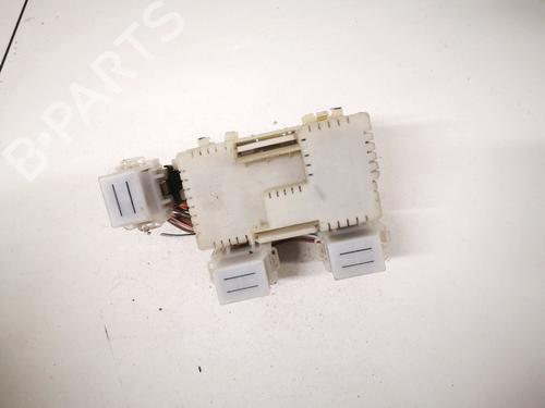 fuse-box-ford-galaxy-ii-wa6-2006-2007-2008-2009-2010-2011-2012-2013-2014-2015-32891657 main image