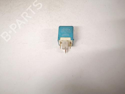 other-toyota-corolla-verso-_e12_-2001-2002-2003-2004-2005-2006-2007-32895852 main image